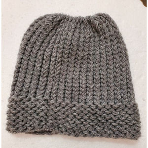 Handmade Beanie Pony Tail Messy Bun Knit Hat Gray Winter Warm Casual School Work